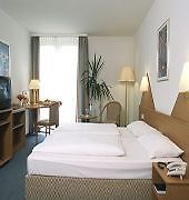Best Western Hotel Erlangen Exteriör bild